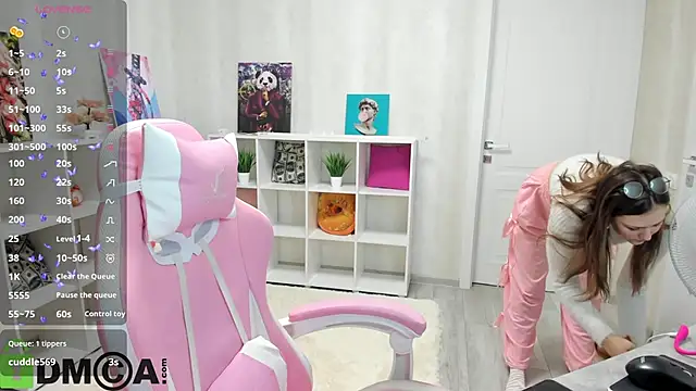 Snapshot of Lasly_Fox chatting on 24, 9, 2025 Lasly Fox online show from 24, 9, 2025