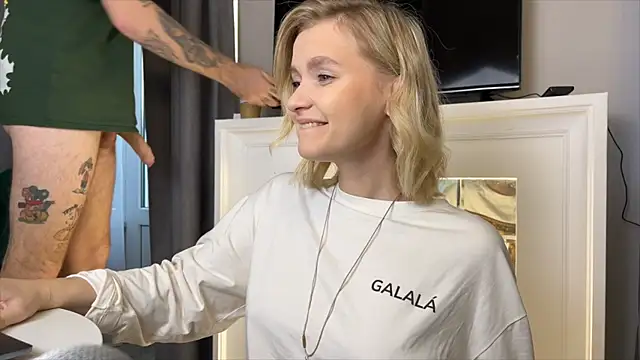 Snapshot of Adelovenick chatting on 27, 11, 2025 Adelovenick online show from 27, 11, 2025