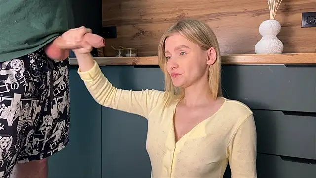 Adelovenick online show from 15, 2, 2026