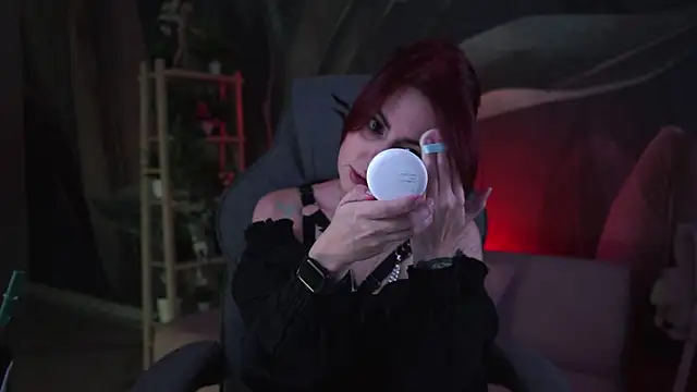 Lana  May online show from 23, 10, 2025