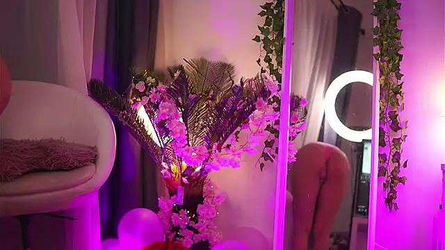 AvaShayy online show from 22, 2, 2025