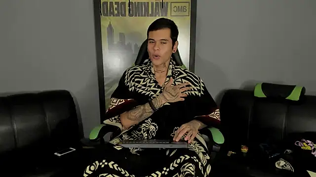 Snapshot of jamesinked_ chatting on 9, 3, 2025 jamesinked  online show from 9, 3, 2025