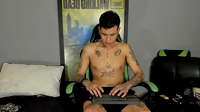 Snapshot of jamesinked_ chatting on 17, 3, 2025 jamesinked  online show from 17, 3, 2025