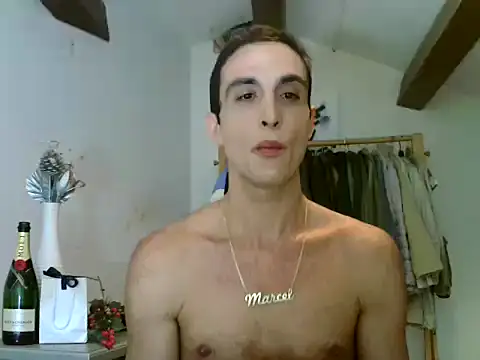 Snapshot of Lepetitmarcel chatting on 19, 10, 2025 Lepetitmarcel online show from 19, 10, 2025