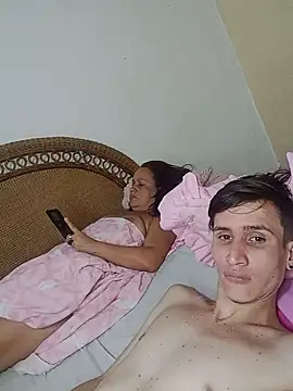 Milfvalesk online show from 4, 1, 2025