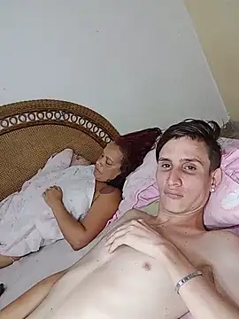 Milfvalesk online show from 9, 1, 2025