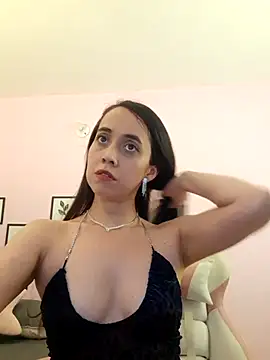 Snapshot of sophie_pazz chatting on 18, 10, 2025 sophie pazz online show from 18, 10, 2025