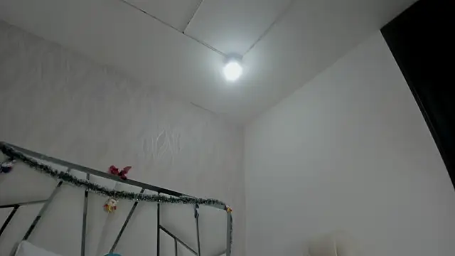 Snapshot of Victoriaa_millers chatting on 16, 11, 2025 Victoriaa millers online show from 16, 11, 2025