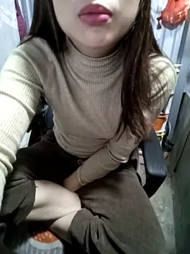 Fuckmehard2xx online show from 5, 3, 2025