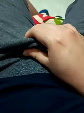 Snapshot of beautiful_hands_ chatting on 6, 2, 2025 beautiful hands online show from 6, 2, 2025