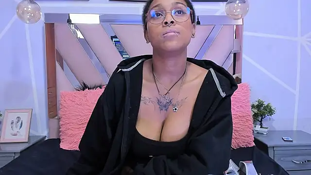 Elith noa online show from 11, 2, 2025