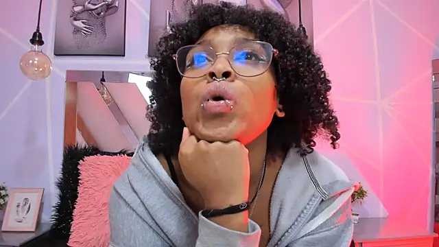 Elith noa online show from 12, 2, 2025