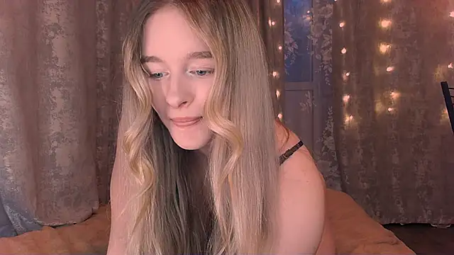 Eva Jaya online show from 22, 12, 2024