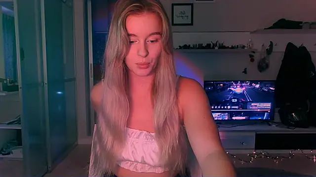 Eva Jaya online show from 20, 9, 2025