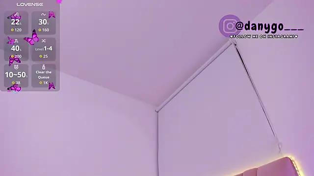 ZarianaEvanz online show from 13, 9, 2025