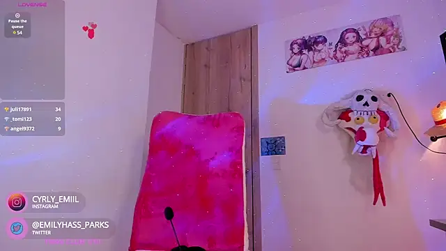 Snapshot of Angels_Emily chatting on 4, 1, 2025 Angels Emily online show from 4, 1, 2025