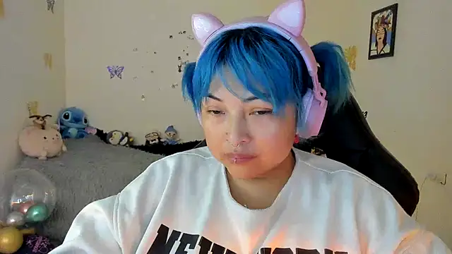 Snapshot of Shaddycute_ chatting on 13, 9, 2025 Shaddycute online show from 13, 9, 2025