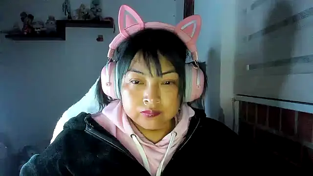 Shaddycute  online show from 31, 5, 2026