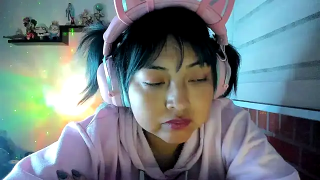 Shaddycute  online show from 2, 6, 2026