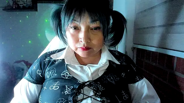 Shaddycute  online show from 13, 6, 2026