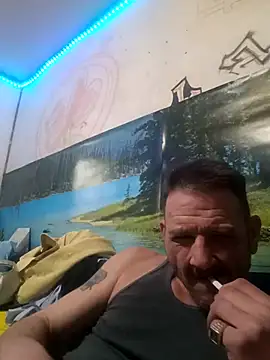 Snapshot of gettinit2wice chatting on 14, 3, 2025 gettinit2wice online show from 14, 3, 2025