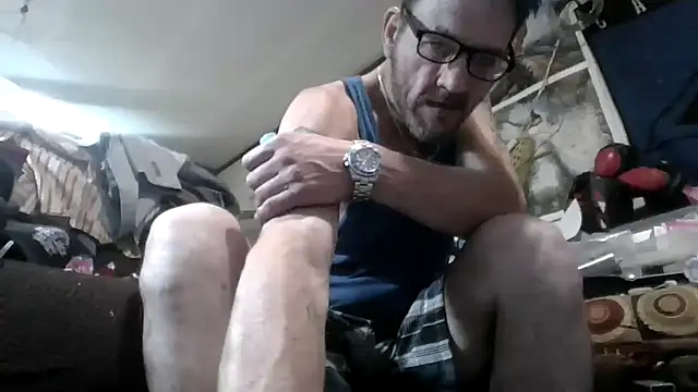 Snapshot of gettinit2wice chatting on 8, 10, 2025 gettinit2wice online show from 8, 10, 2025