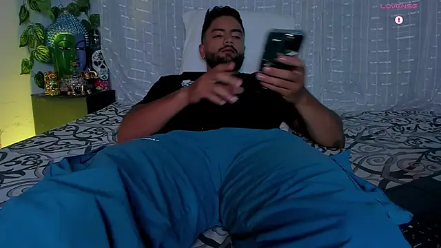 Snapshot of Jaxxon_ chatting on 20, 9, 2025 Jaxxon online show from 20, 9, 2025