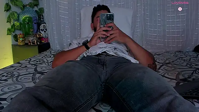 Snapshot of Jaxxon_ chatting on 30, 9, 2025 Jaxxon online show from 30, 9, 2025