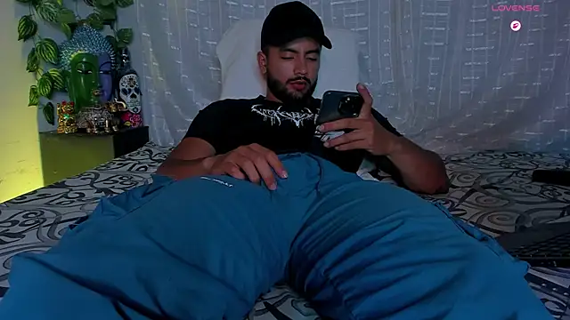Snapshot of Jaxxon_ chatting on 3, 10, 2025 Jaxxon online show from 3, 10, 2025