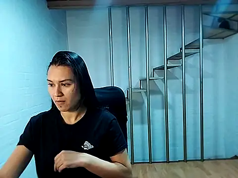 Jessie Desire online show from 21, 2, 2025