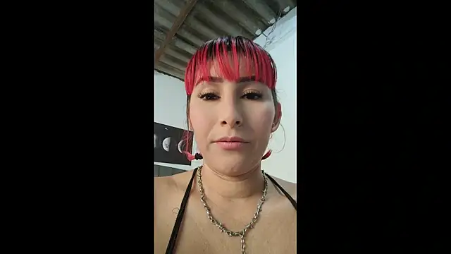 Snapshot of florecita9 chatting on 11, 7, 2026 florecita9 online show from 11, 7, 2026