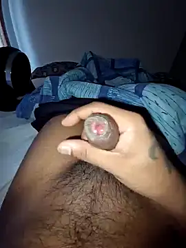 Snapshot of indianhunk2000 chatting on 28, 12, 2024 indianhunk2000 online show from 28, 12, 2024