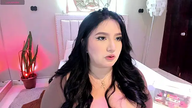 Snapshot of _nina_sweet chatting on 11, 11, 2025 nina sweet online show from 11, 11, 2025