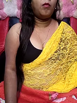 Snapshot of ella_mariya chatting on 16, 1, 2026 ella mariya online show from 16, 1, 2026