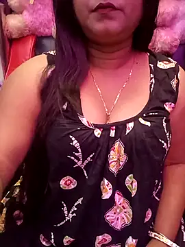 Snapshot of ella_mariya chatting on 5, 2, 2026 ella mariya online show from 5, 2, 2026