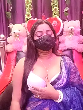 Snapshot of ella_mariya chatting on 15, 2, 2026 ella mariya online show from 15, 2, 2026