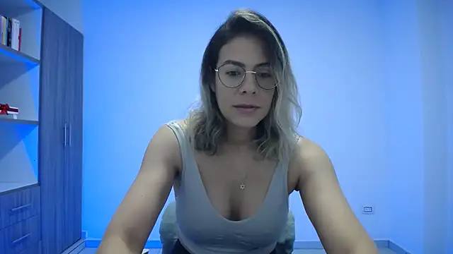 candydowson1 online show from 10, 3, 2026