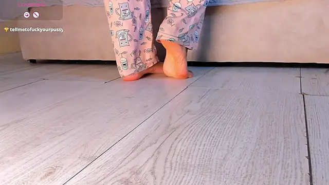 Elise Diamond online show from 16, 3, 2025