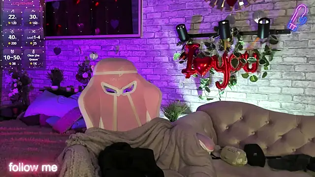 Alex Howell online show from 10, 3, 2025