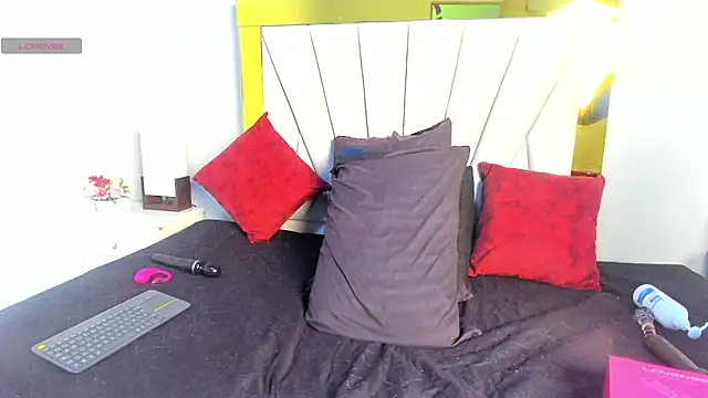 Snapshot of vahiolet_fuentes chatting on 22, 7, 2026 vahiolet fuentes online show from 22, 7, 2026