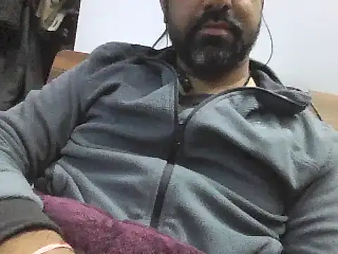 Snapshot of bewolf_17 chatting on 4, 1, 2025 bewolf 17 online show from 4, 1, 2025