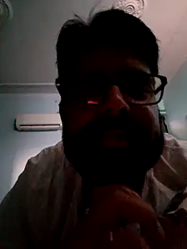 Snapshot of bewolf_17 chatting on 11, 9, 2025 bewolf 17 online show from 11, 9, 2025