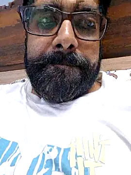 Snapshot of bewolf_17 chatting on 20, 9, 2025 bewolf 17 online show from 20, 9, 2025