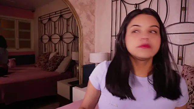 Snapshot of Sophia_wilsonn_ chatting on 10, 2, 2026 Sophia wilsonn online show from 10, 2, 2026