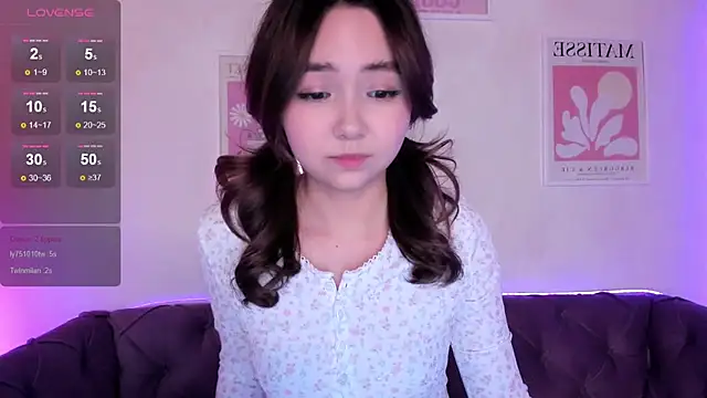 Fluffy Rose online show from 8, 2, 2025