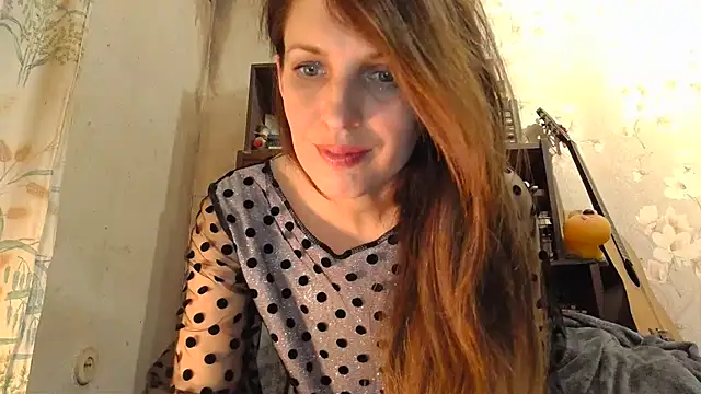 Snapshot of RitaSunnyX chatting on 1, 1, 2025 RitaSunnyX online show from 1, 1, 2025