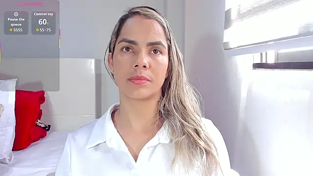 ClaraMariaMon online show from 19, 10, 2025