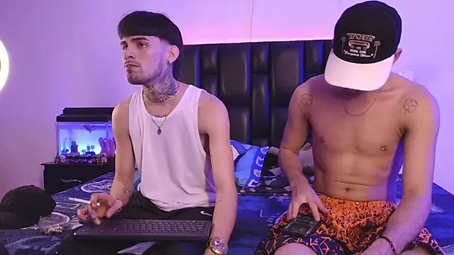 Snapshot of Brutal_Sex_Fucking chatting on 15, 12, 2025 Brutal Sex Fucking online show from 15, 12, 2025