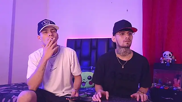 Snapshot of Brutal_Sex_Fucking chatting on 22, 12, 2025 Brutal Sex Fucking online show from 22, 12, 2025