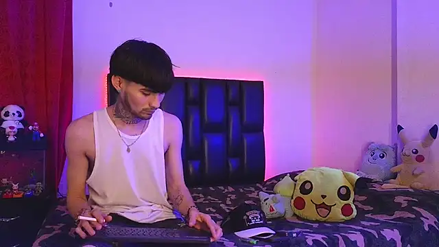 Snapshot of Brutal_Sex_Fucking chatting on 5, 1, 2026 Brutal Sex Fucking online show from 5, 1, 2026